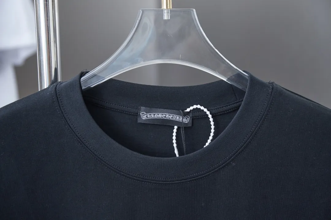 🅿️200 Ch*ome Hearte 25SS early spring new model, hot diamond short sleeves, light luxury, a must-have item for daily commuting for men and women, correct version, welcome to compare, detailed features · 280 grams of 100% pure cotton double yarn jersey fabric · Special thickened 32 pieces of double-strand 1X1 thread in the same vat custom dyeing · Imported Australian matte pearl diamonds ➕ Three-dimensional wow rubber heart pattern · Double needle stitching across seams · Original main mark, washed tag, brand moisture-proof paper packaging Color: black/white/blue Size: S/M/L/XL
